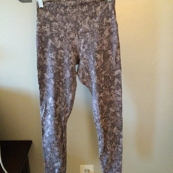 Lululemon Align Leggings - Hideaway Camo Lunar Rock Multi - Picture 4 of 6